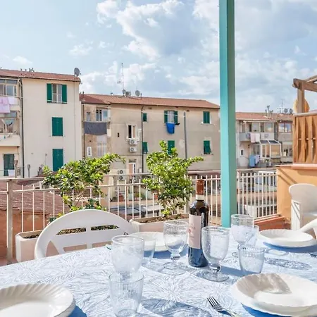 Terrazza Nel Corso-city Center Daire *